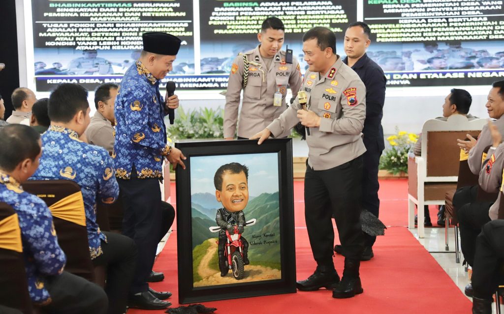 Kapolda Jateng Silaturahmi Kamtibmas di&nbsp;Kendal