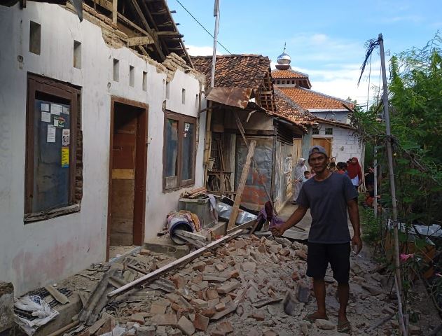 Gempa Magnitudo 4.6 SR Landa Batang Jawa Tengah, Puluhan Rumah Rusak