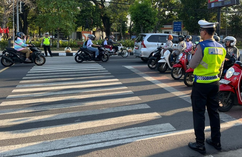 Ratusan Polisi Dikerahkan Kapolres Sragen untuk Atur Jalan, di Titik Rawan dan Lokasi Sekolahan Jadi&nbsp;Prioritas